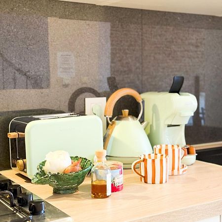 Bauhaus Suites Antwerpen Bagian luar foto