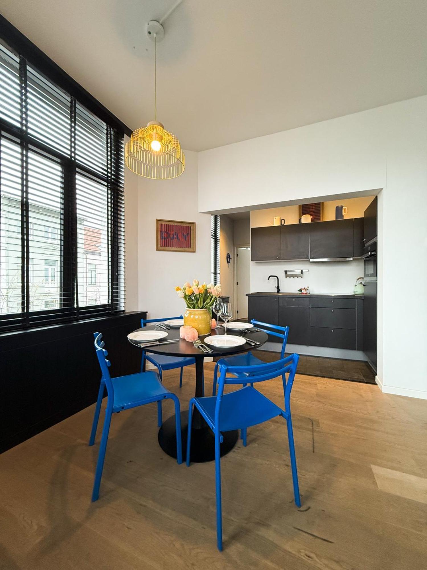 Bauhaus Suites Antwerpen Bagian luar foto